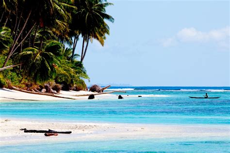 7 Destinasi Wisata Imperdibel di Pulau Mentawai, Indonesia